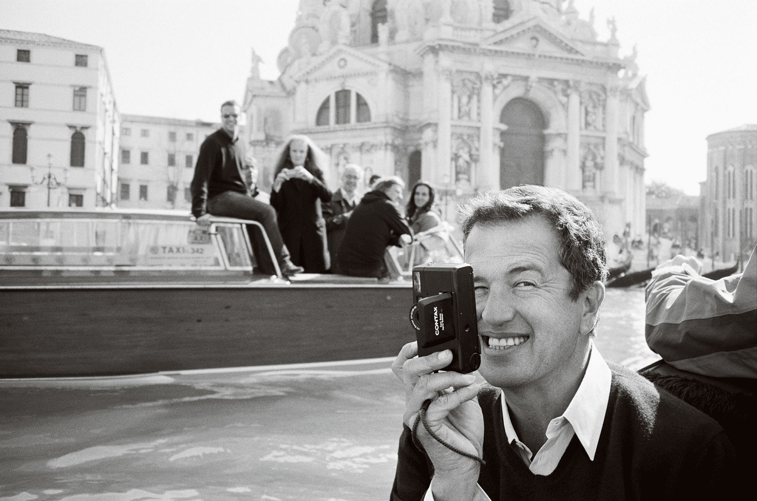 The Mario Testino photography portfolio site with instant publishing